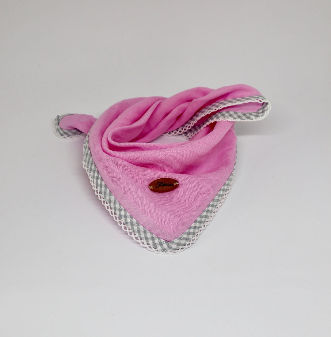 Nuscheli 40x40 rosa mit Vichy grau Häkel