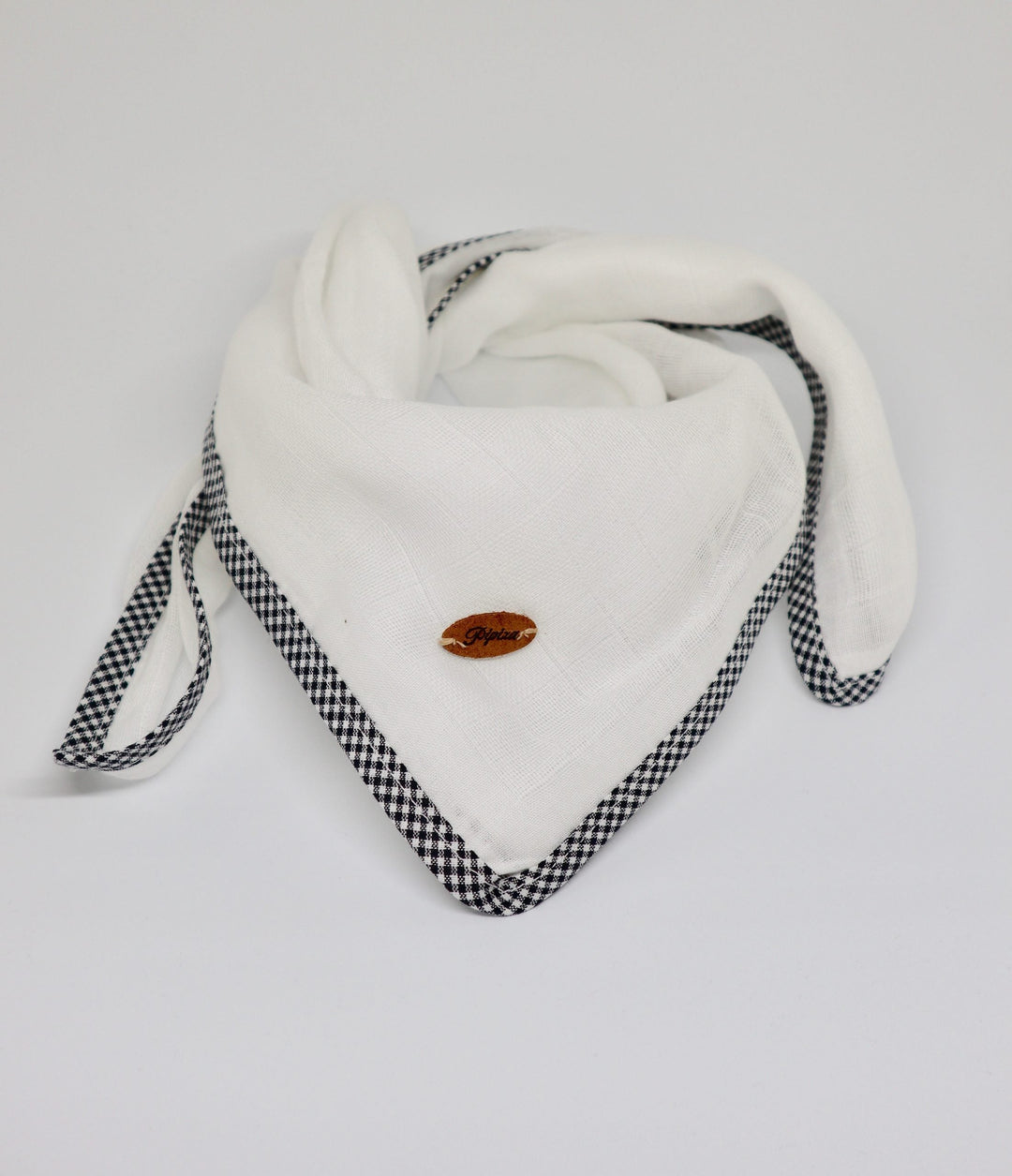 Nuscheli 60x60 weiss mit Vichy Caro schwarz-weiss